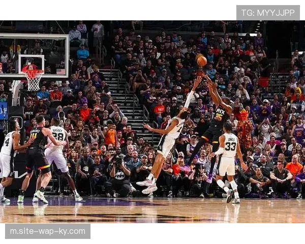 马刺文班亚马防守区域扩至三分线 索汉进攻端角色向侧翼3D转型